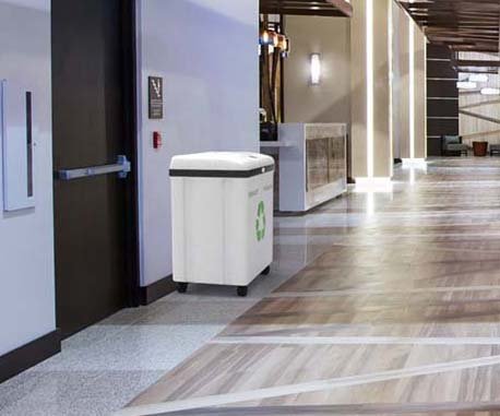 Bote de basura con sensor